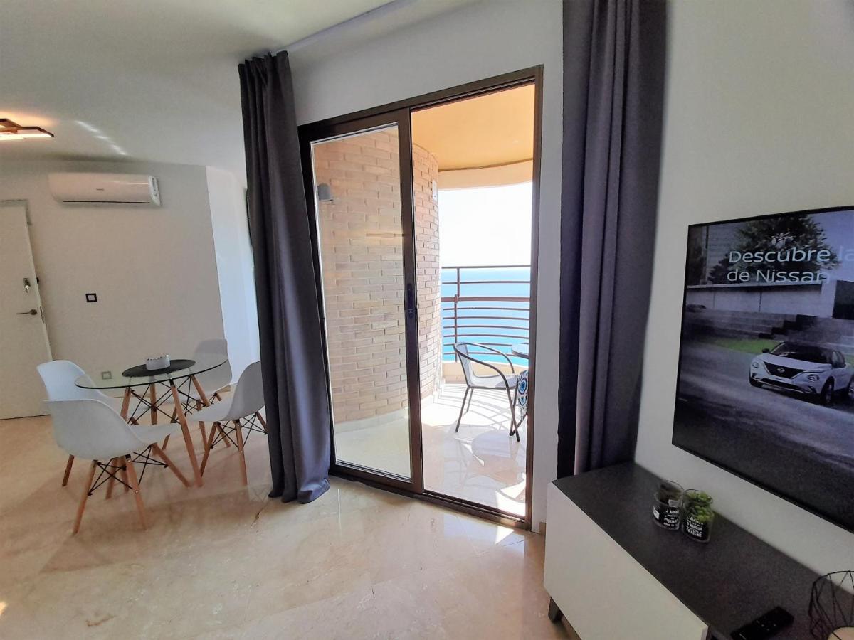 Apartment First Line Arenas P *